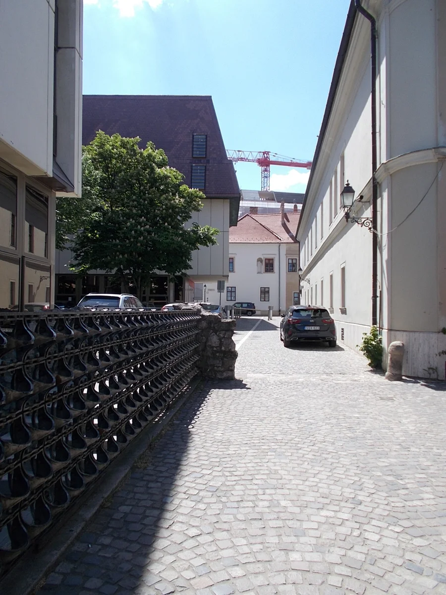 A street in the Buda Castle District, a quiet area to stay for the Budapest Christmas markets